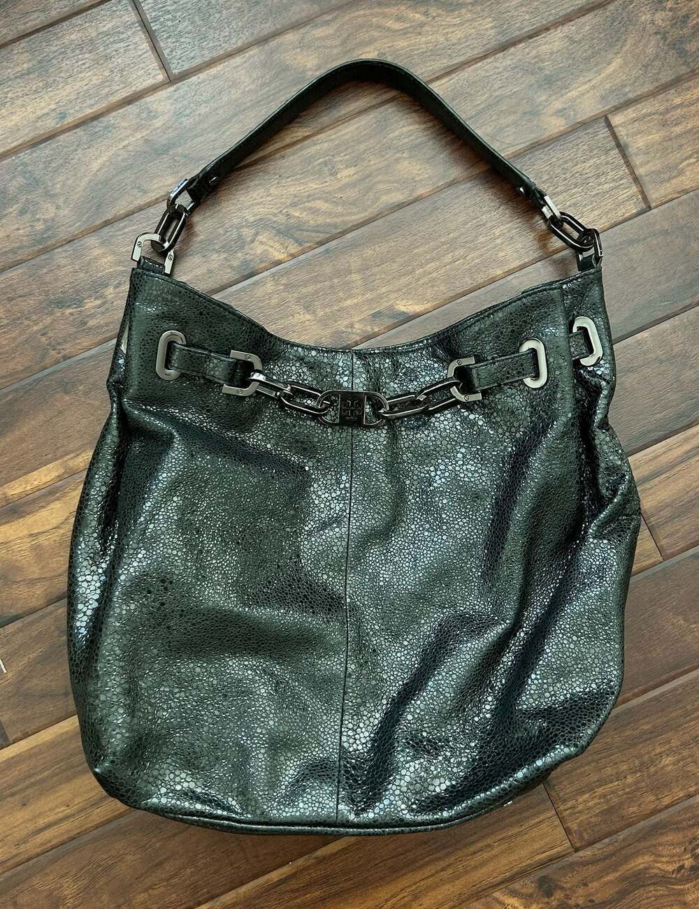 Tory Burch Natalya Black Crackle Leather Hobo Shoulder Bag Urban Chain Witch EUC